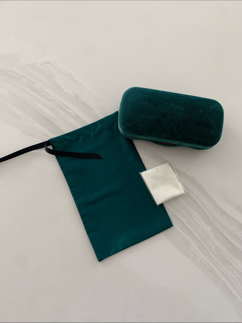 Gucci Glasses Case - Picture 8 of 8